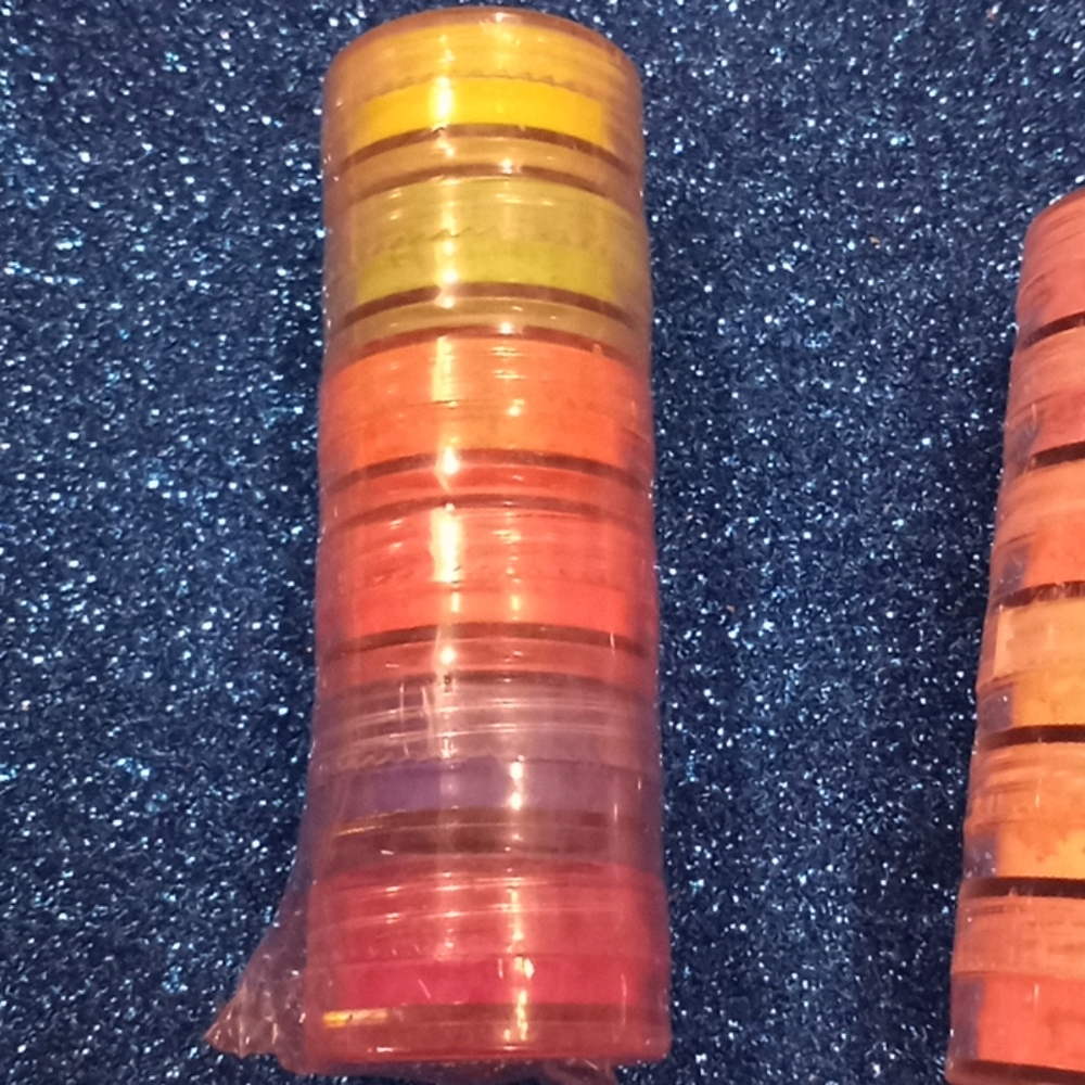 ✨Sold✨ Pigments